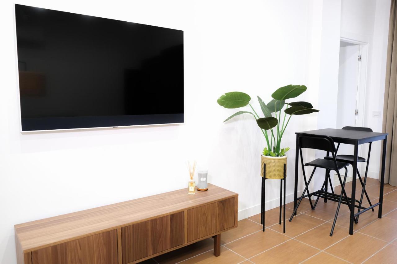 Aroma Apartment, Maschio Angioino-Porto Di Napoli Exteriör bild