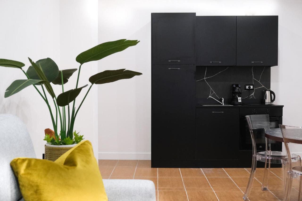 Aroma Apartment, Maschio Angioino-Porto Di Napoli Exteriör bild